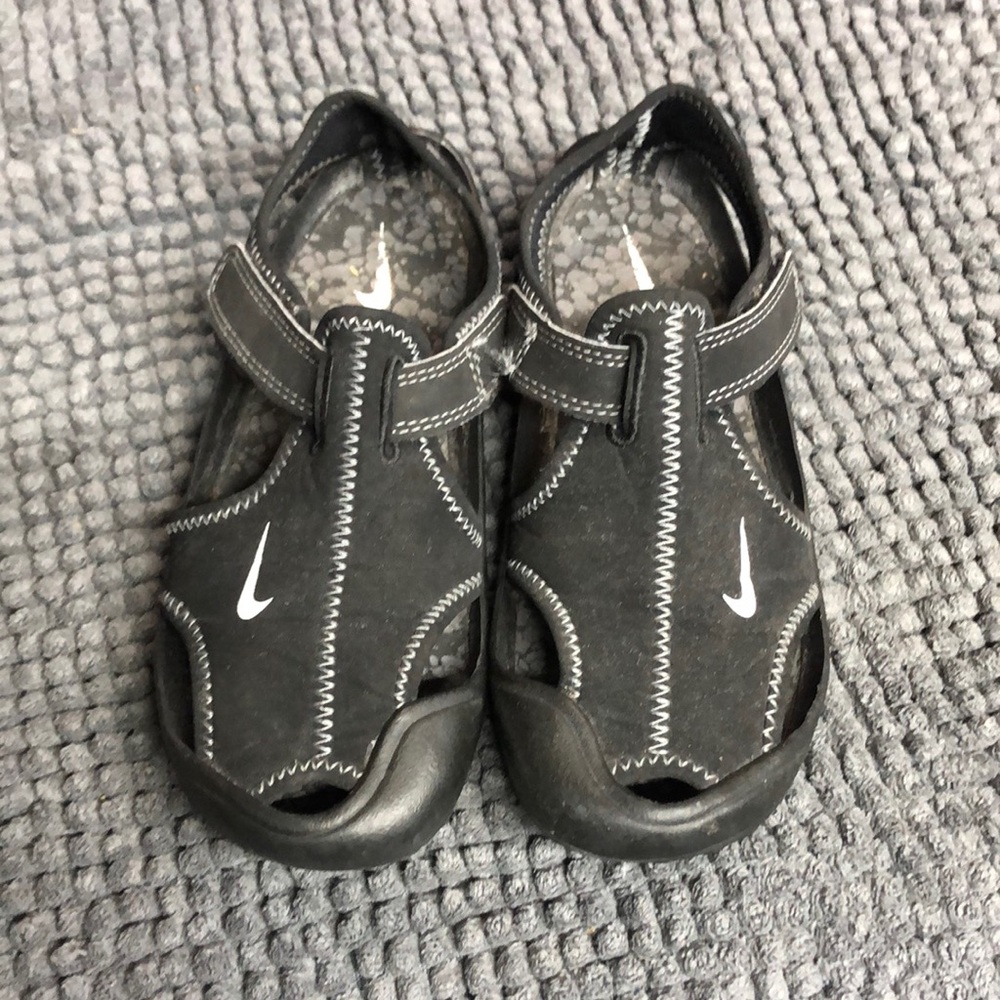 Boys Nike water shoes